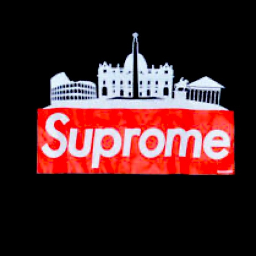 Suprome Italy T Shirt Souvenir XS